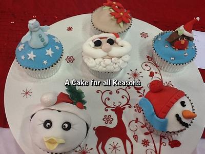 Christmas cupcakes - Cake by Dawn Wells