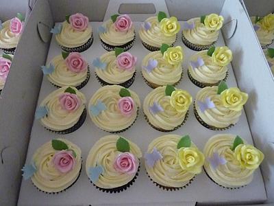 Wedding Cupcakes - Cake by Cakesue