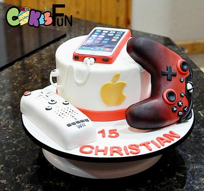 Tech cake - Cake by Cakes For Fun