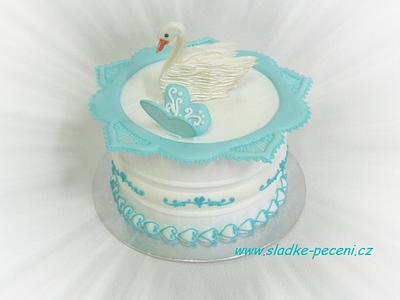 Royal icing cake with swan and collar - Cake by Zdenka Michnova