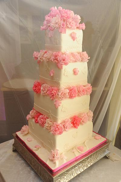 Pink Sugar Roses - Cake by Sugarpixy