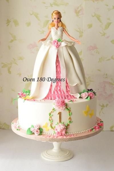 Barbie - Cake by Oven 180 Degrees