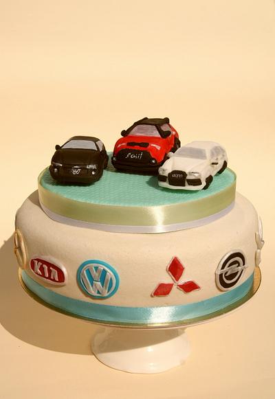 3 Cars - Cake by Katarzynka