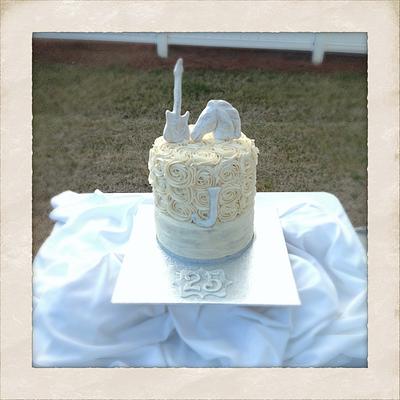 25 Wedding Anniversary Cake - Cake by leileiscuisine