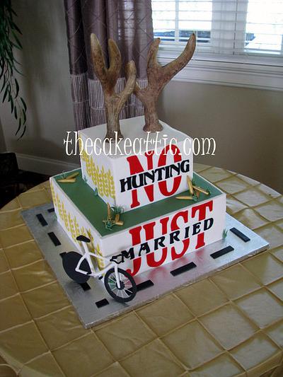 hunting/triathalon groom's cake - Cake by Soraya Avellanet