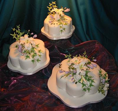 Petal Power - Cake by dkvl