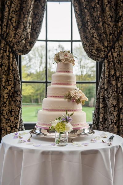 Summer Wedding in Northumberland - Cake by Sandyb