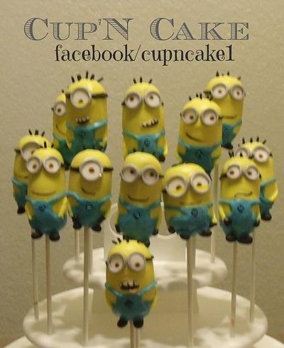 Minions cake pops - Cake by Danielle Lechuga