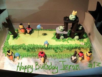 Angry Birds - Cake by Dawn Henderson