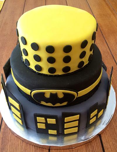 Batman Gotham City - Cake by Fortiermommy
