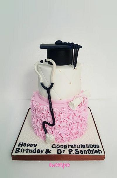 doctor graduation cake - Cake by sweetpiemy