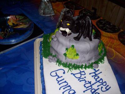 Toothless How to Train Your Dragon - Cake by AneliaDawnCakes