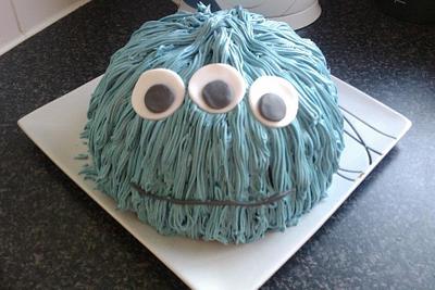 furry monster  - Cake by amy