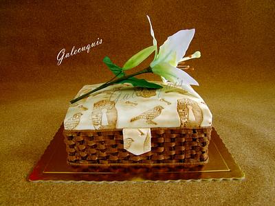 Sewing basket and lilium - Cake by Gardenia (Galecuquis)