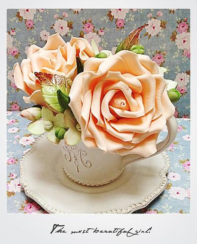 English Roses - Cake by The Little Salmons Bakery