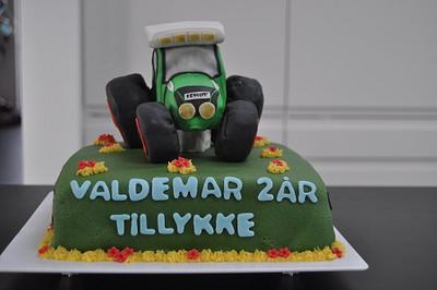 Another Tractor - Cake by Malene Schmidt
