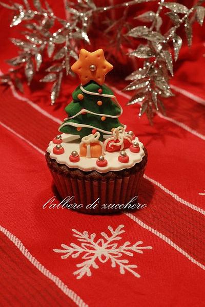 A cupcake for Christmas - Cake by L'albero di zucchero