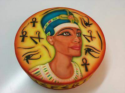 Nefertiti- airbrush - Cake by nardymm