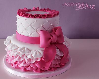 Pretty pink Cake - Cake by nicola thompson