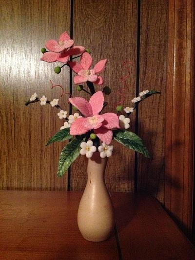 Flowers in Vase - Cake by Margaret Brickhouse