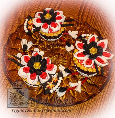 Kanzashi Cupcakes - Cake by Regina Coeli Baker