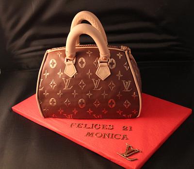 Louis Vuitton 3D Cake - Cake by THE CAKE PROJECT MADRID