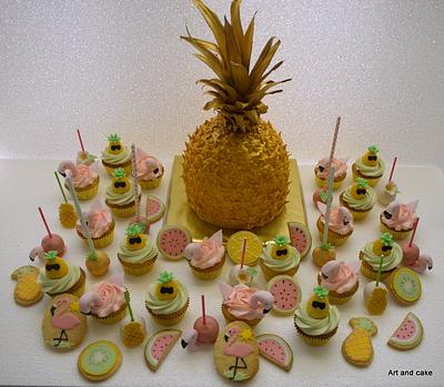 Golden pineapple cake, tropical cupcakes, cakepops and cookies - Cake by marja