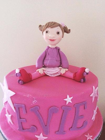 Roller skater cake - Cake by Zoe Smith Bluebird-cakes