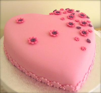 Heart - Cake by Bizcocho Pastries