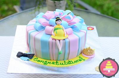 Pregger Mommy on Gender Reveal Cake - Cake by Radhika Bhasin