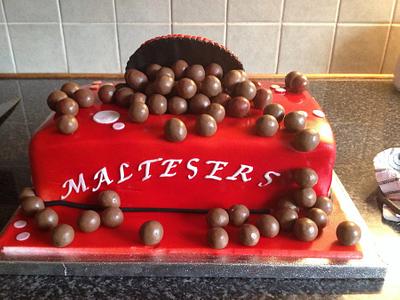 Maltesers - Cake by Mandy