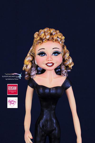 SANDY DOLL - CPC's Grease 40 Years Collaboration - Cake by Super Fun Cakes & More (Katherina Perez)