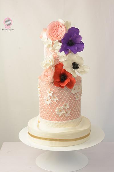 Anemones and Roses  - Cake by Sugarpixy