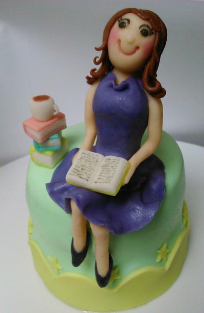 Little Reading Girl  - Cake by Rebecca Jane Sugar Art