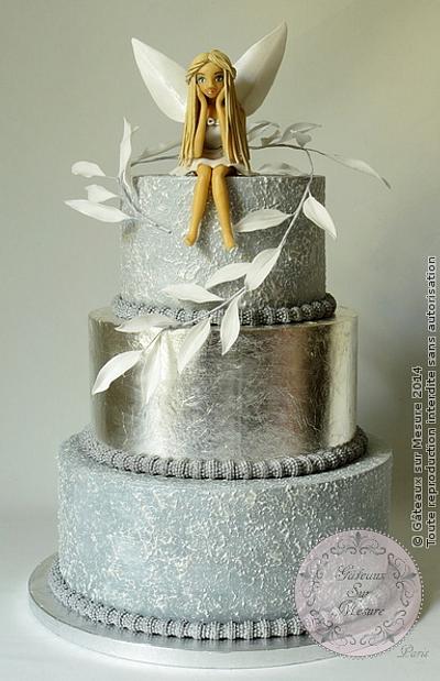 Silver cake - Cake by Galina Duverne - Gâteaux Sur Mesure Paris