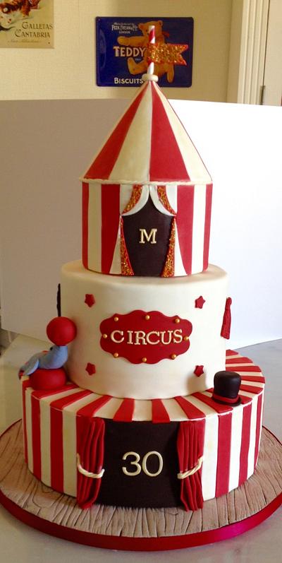 Circus vintage birthday cake - Cake by Rêves et Gourmandises