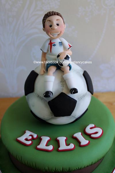Football cake - Cake by Zoe's Fancy Cakes