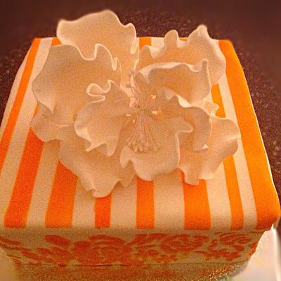 Girly orange cake - Cake by Alberto and Gigi's cakes