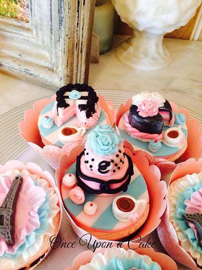 Paris Tea Party for Eloise! - Cake by Amanda