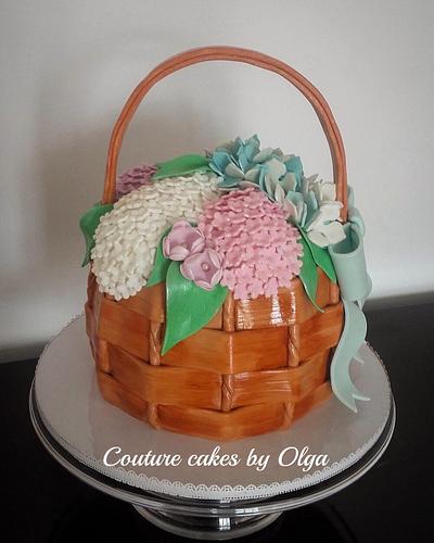 Basket of flowers - Cake by Couture cakes by Olga