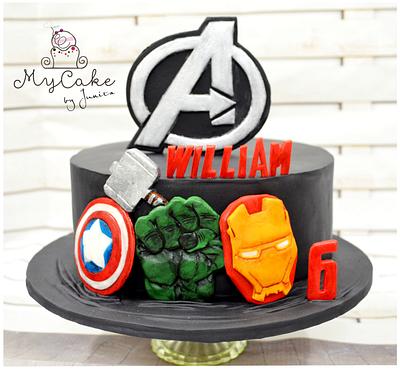 Avengers - Cake by Hopechan