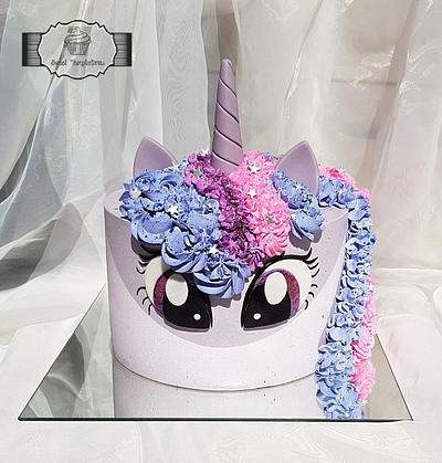 Twilight sparkle unicorn cake - Cake by Tirki