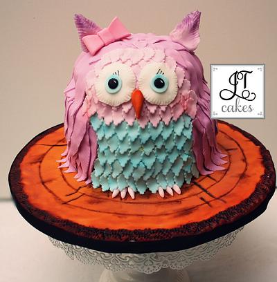 Ms Owl Cake - Cake by JT Cakes