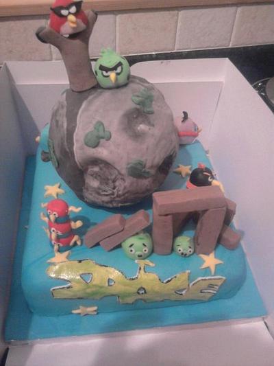 Angry Birds - Cake by Jodie Stone