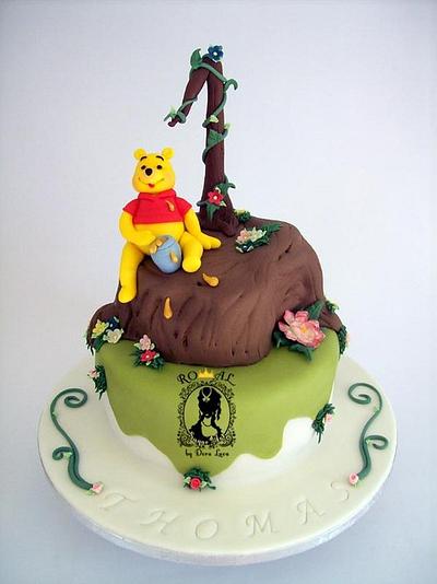 WINNIE CAKE - Cake by ARISTOCRATICAKES - cake design by Dora Luca
