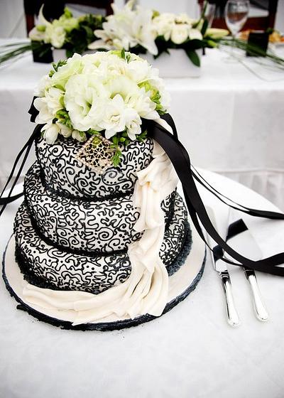 Black and White Filigree Cake - Cake by Lisa Templeton