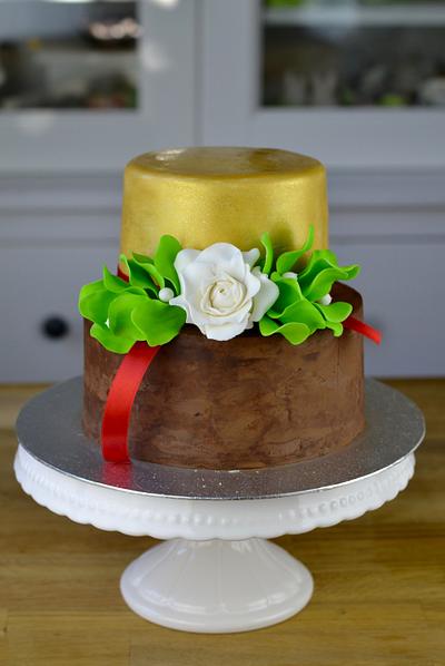 chocolate gold cake - Cake by Marlena - CakeByM