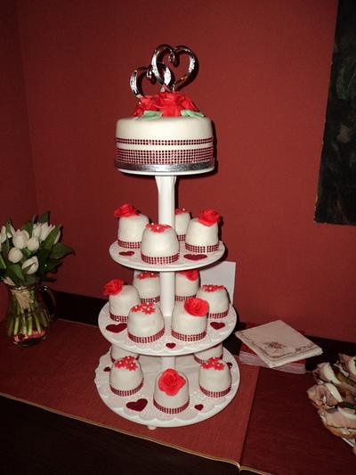 Heart wedding cake - Cake by Lucias023