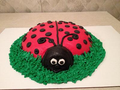Ladybug  - Cake by Mullins