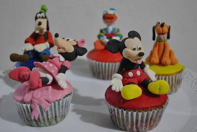 Mickey Mouse & Friends Cupcakes - Cake by Hellen